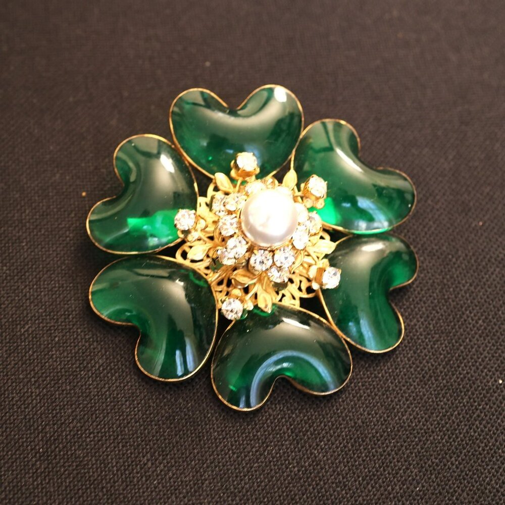 MOANS exquisite poured emerald glass Floral BROOCH